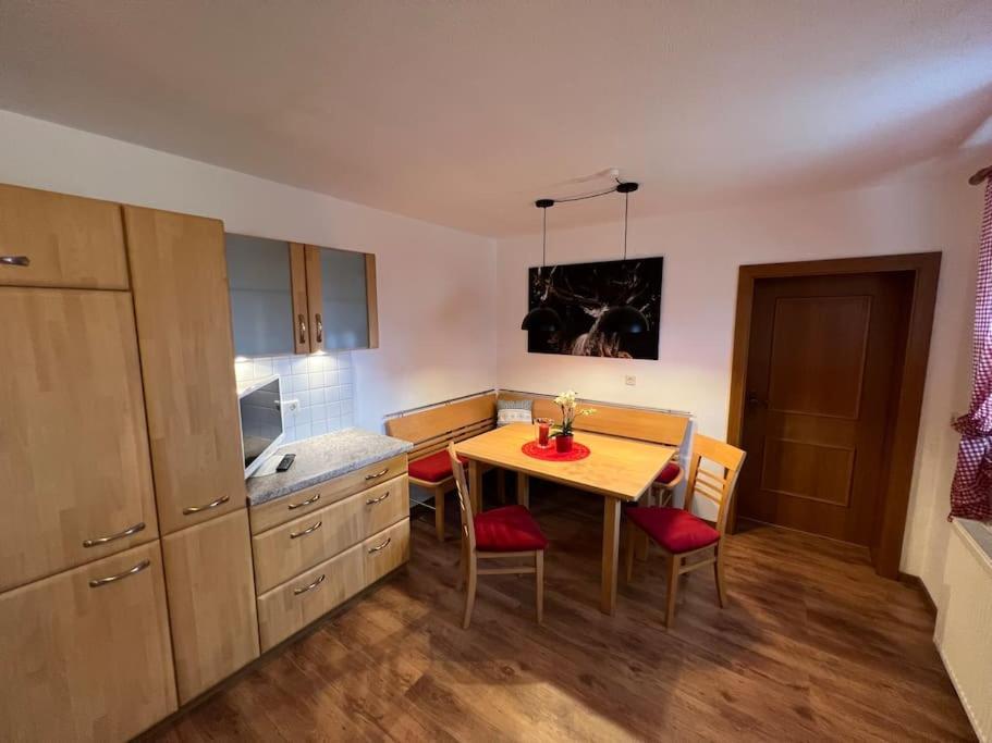 Ferienwohnung Steinbock Terrasse, Gartensauna, Garten, Grillplatz Стум Екстериор снимка