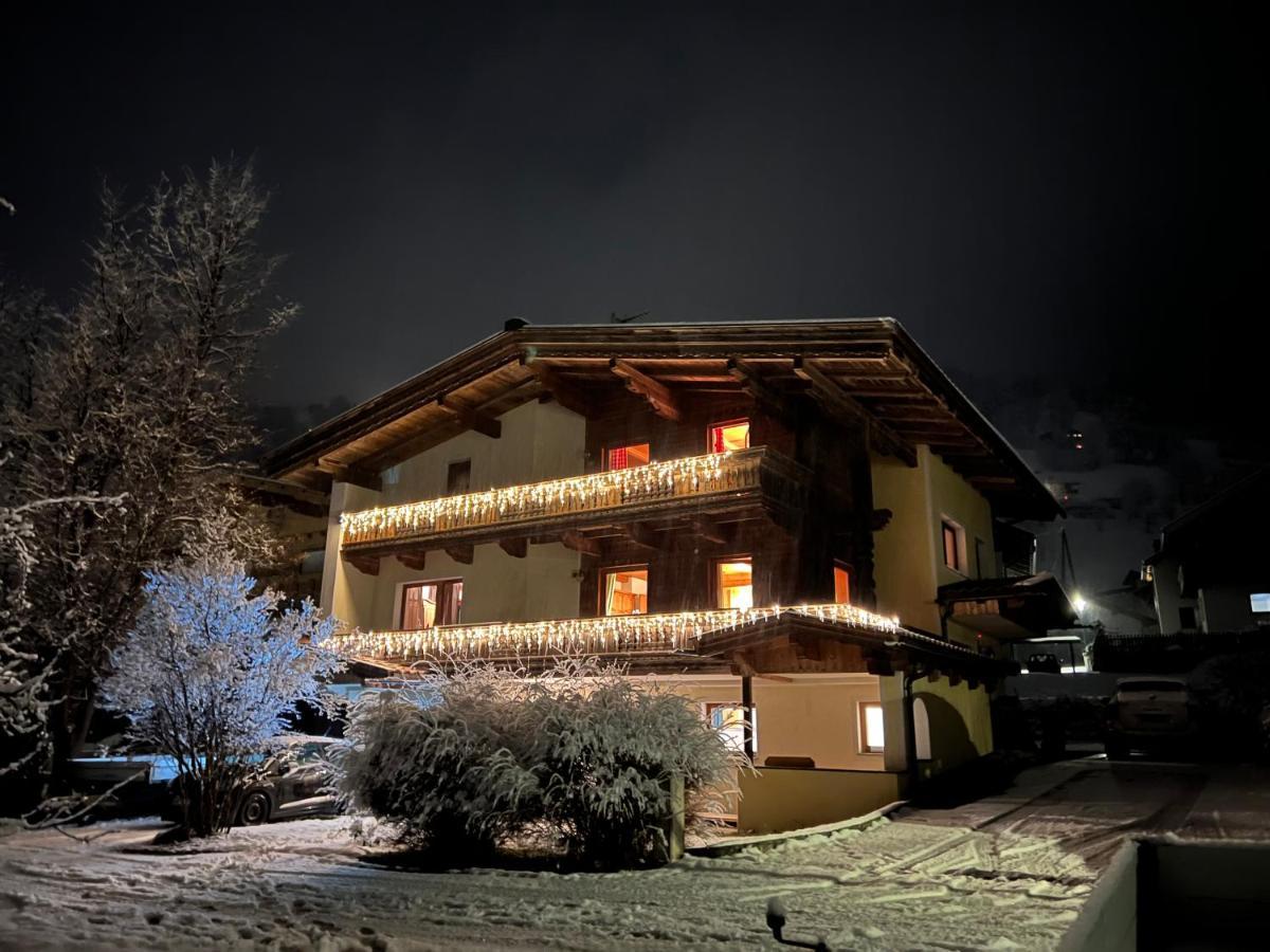 Ferienwohnung Steinbock Terrasse, Gartensauna, Garten, Grillplatz Стум Екстериор снимка