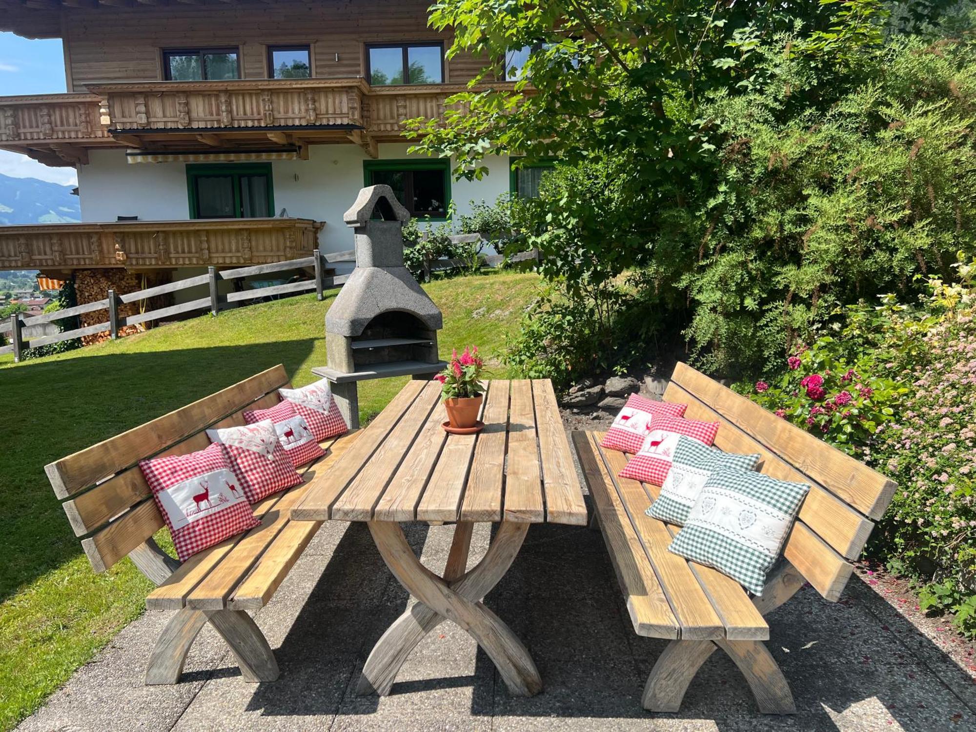 Ferienwohnung Steinbock Terrasse, Gartensauna, Garten, Grillplatz Стум Екстериор снимка